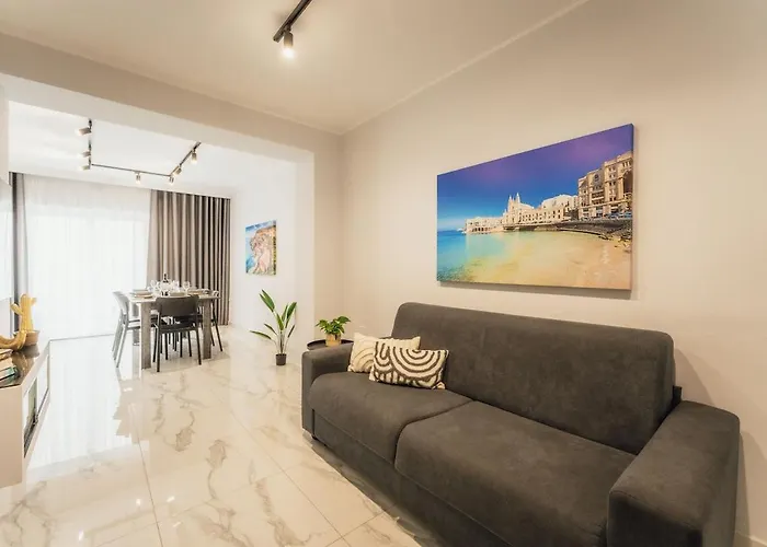 New - Only Unit 5 Modern 2-bedroom With Common Heated Jacuzzi By Sf Homes