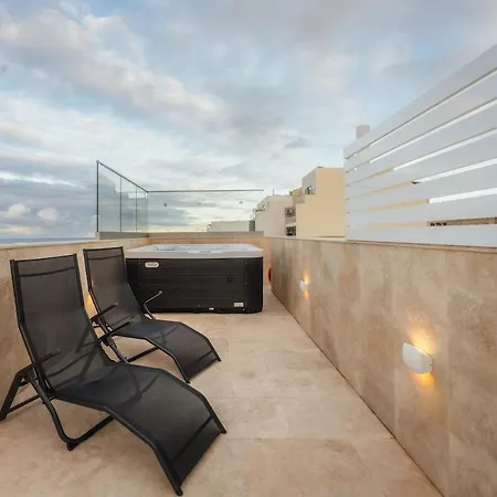 New - Only Unit 5 Modern 2-bedroom With Common Heated Jacuzzi By Sf Homes San Ġiljan