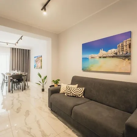 New - Only Unit 5 Modern 2-bedroom With Common Heated Jacuzzi By Sf Homes