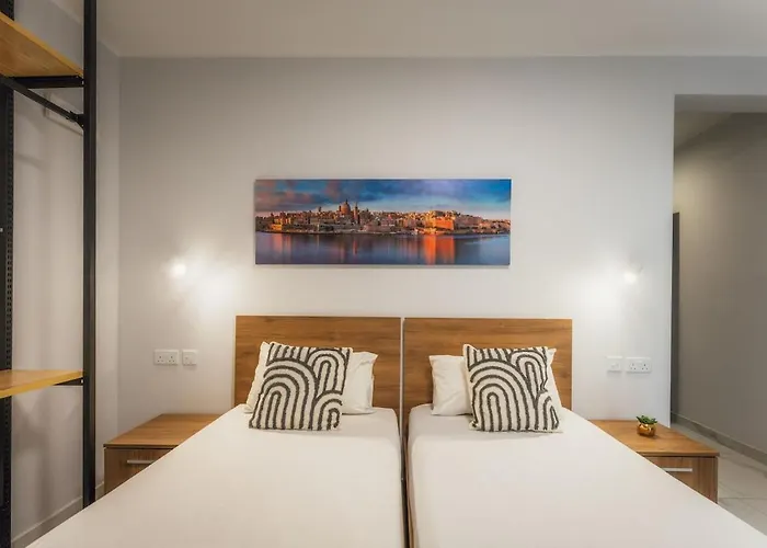 Apartman New - Only Unit 5 Modern 2-bedroom With Common Heated Jacuzzi By Sf Homes