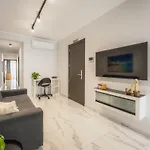 New - Only Unit 5 Modern 2-bedroom With Common Heated Jacuzzi By Sf Homes * San Giuliano