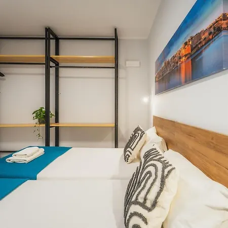 Lägenhet New - Only Unit 5 Modern 2-bedroom With Common Heated Jacuzzi By Sf Homes