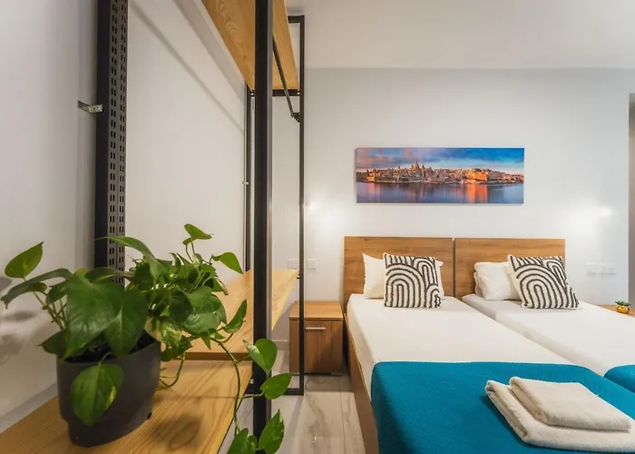 New - Only Unit 5 Modern 2-bedroom With Common Heated Jacuzzi By Sf Homes St. Julian's